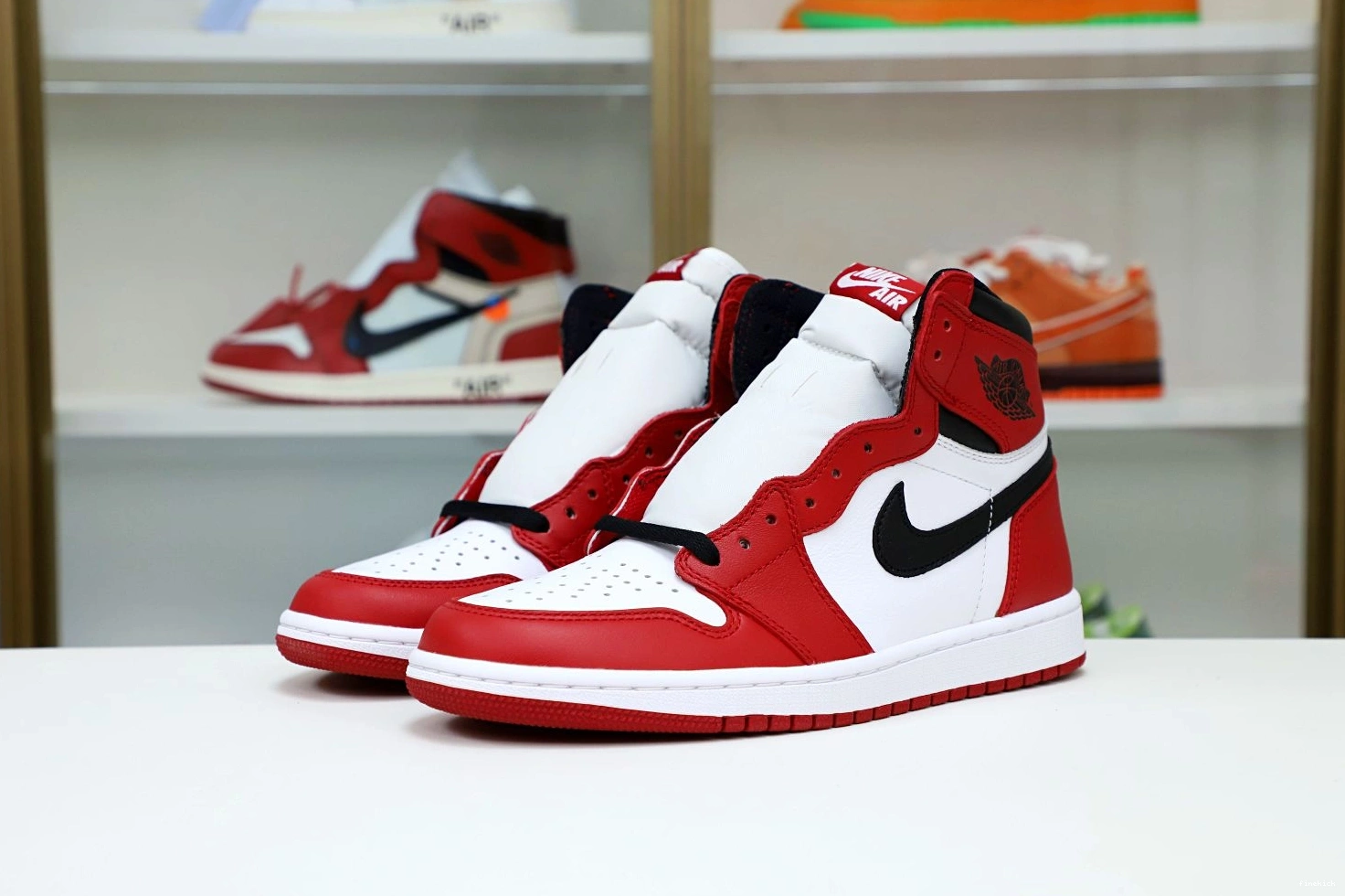 JORDAN HIGH 'CHICAGO' 2015 1 RETRO OG AIR 0902